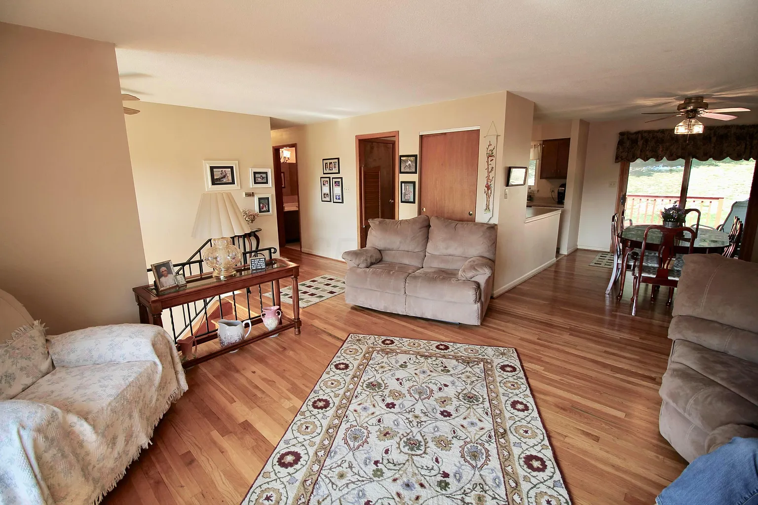 91 Briarwood Dr NE photo 1