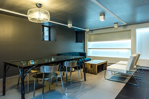 Rented by Nooklyn NYC LLC | media 13