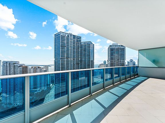 3rd image of 200 S Biscayne Blvd #4005