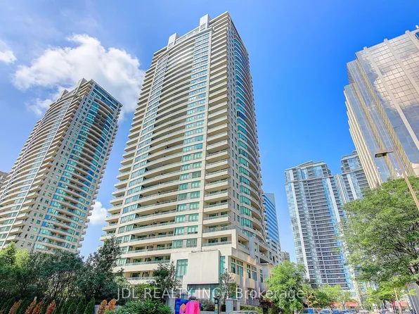 23 Hollywood Ave #1202, Toronto, ON M2N 7L8