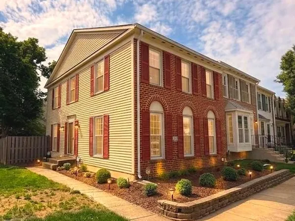 6596 Bermuda Green Ct, Alexandria, VA 22312