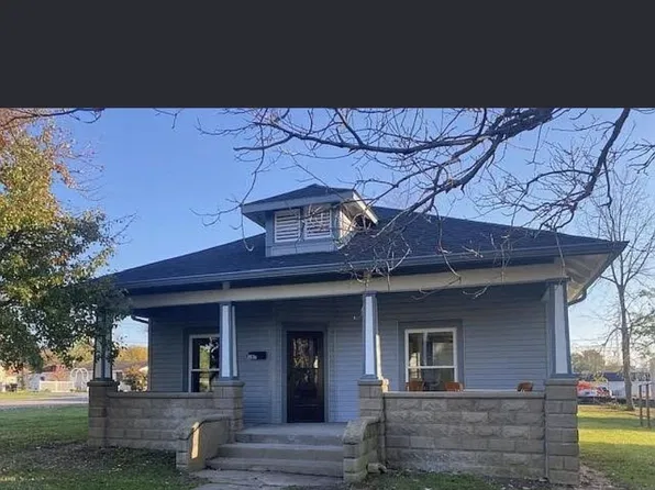 107 Tucker St, Salem, IN 47167