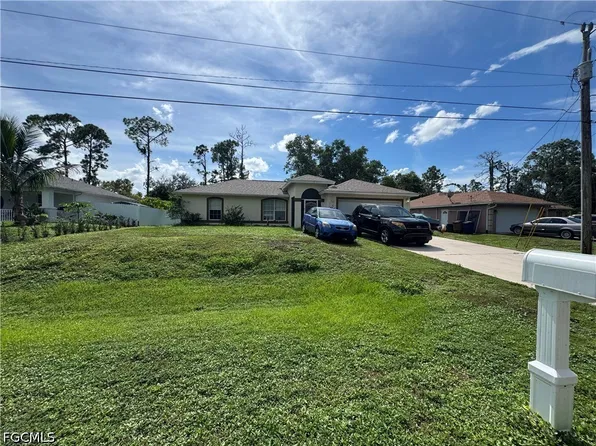 3003 Nadine Ln, Lehigh Acres, FL 33971