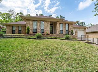4913 Pine Knoll St, Tyler, TX 75703