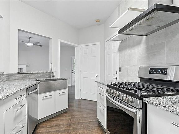 2nd image of 730 Reeves Lake Dr SW