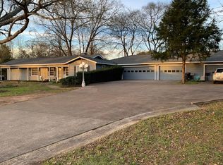4423 E Main St, Nacogdoches, TX 75961