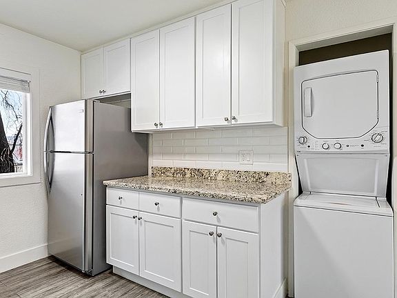 3rd image of 760 N 23rd St #19