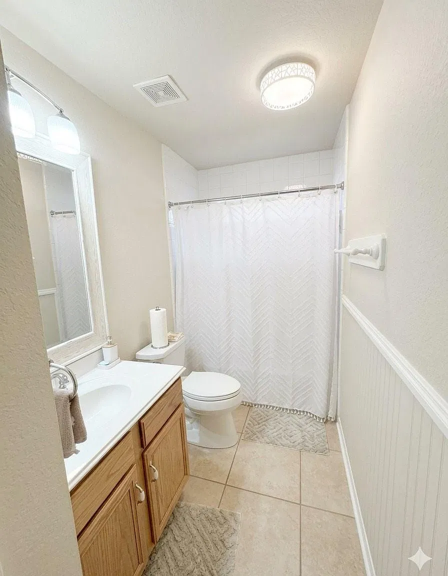 3 bed, 2.0 bath, 1757 sqft, $2,400 — Photo 2