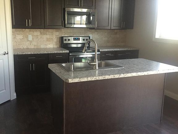 5th image of 1588 Pond View Dr
