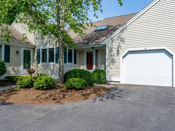 4 Portside Dr #158, Mashpee, MA 02649