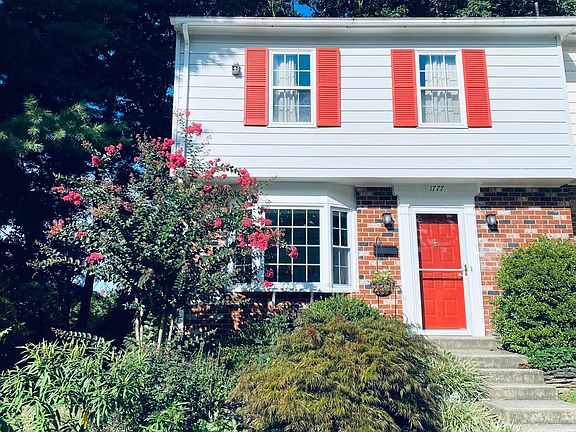 2nd image of 1777 Redgate Farms Ct
