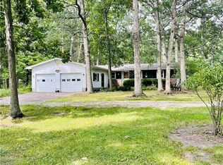 8524 Glenburg Rd, Defiance, OH 43512