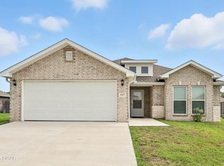 2007 Bogey Ln, Neosho, MO 64850