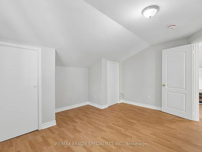 782 Hastings Ave — Photo 20