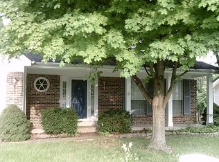 3872 Kentucky Derby Dr, Florissant, MO