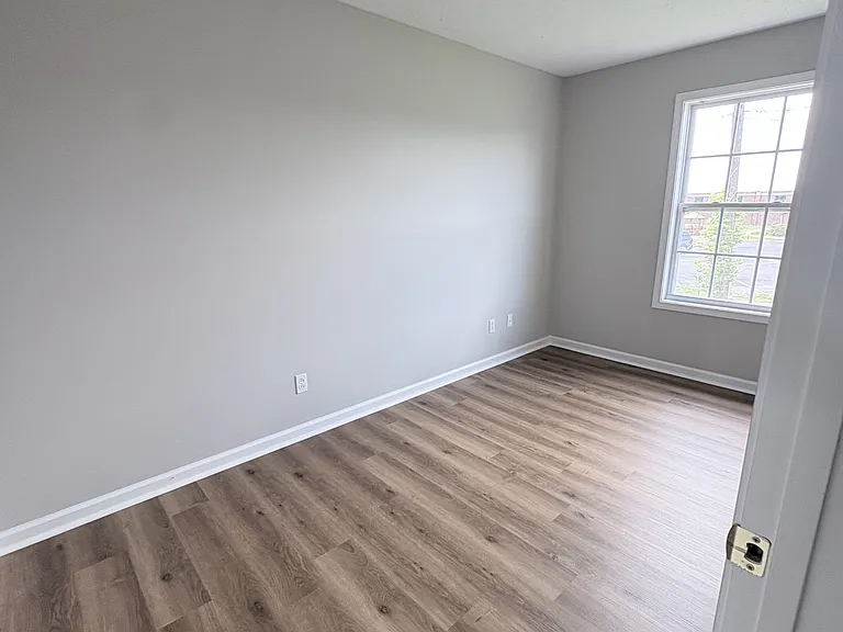 1010 Stonecrest Ct #A — Photo 10