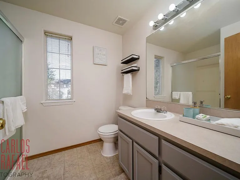 9946 SE Gladstone Ct — Photo 10