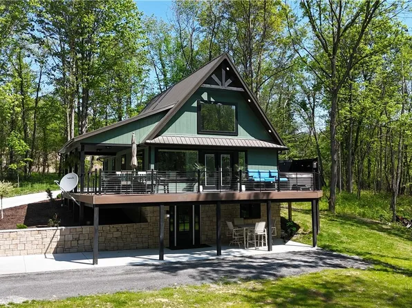 6777 Stony Point Rd NW, Dover, OH 44622