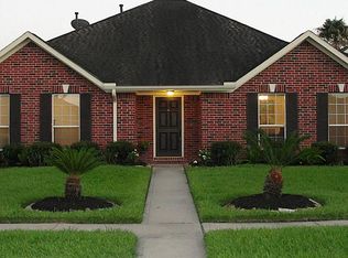 11208 Grimes Ave, Pearland, TX 77584