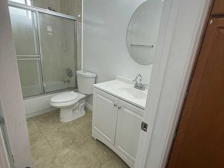 Juniper Pointe — Photo 6