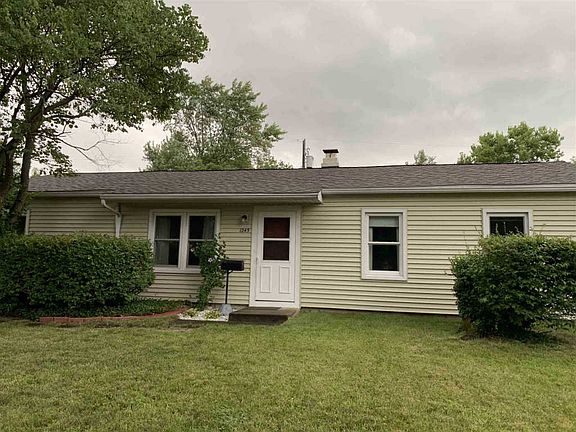 2nd image of 1245 Southlea Dr