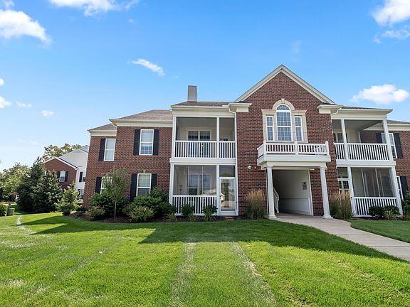 2nd image of 1924 Coventry Cir #25
