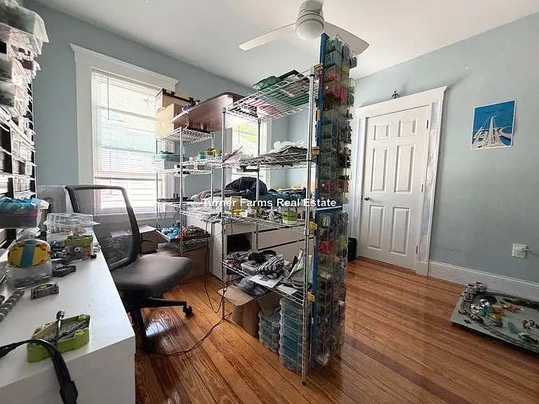 11 Burnham St — Photo 3