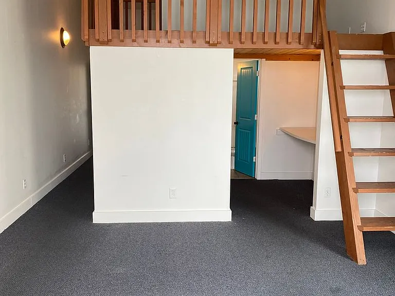 6569 Del Playa Dr — Photo 29
