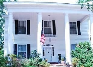 2nd image of 1615 E Shiloh Rd