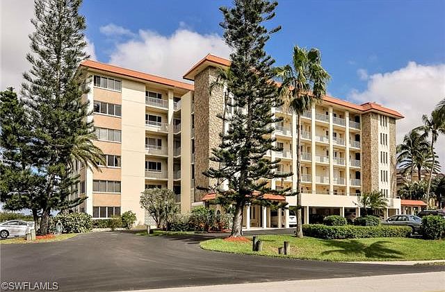 1st image of 25901 Hickory Blvd APT 203