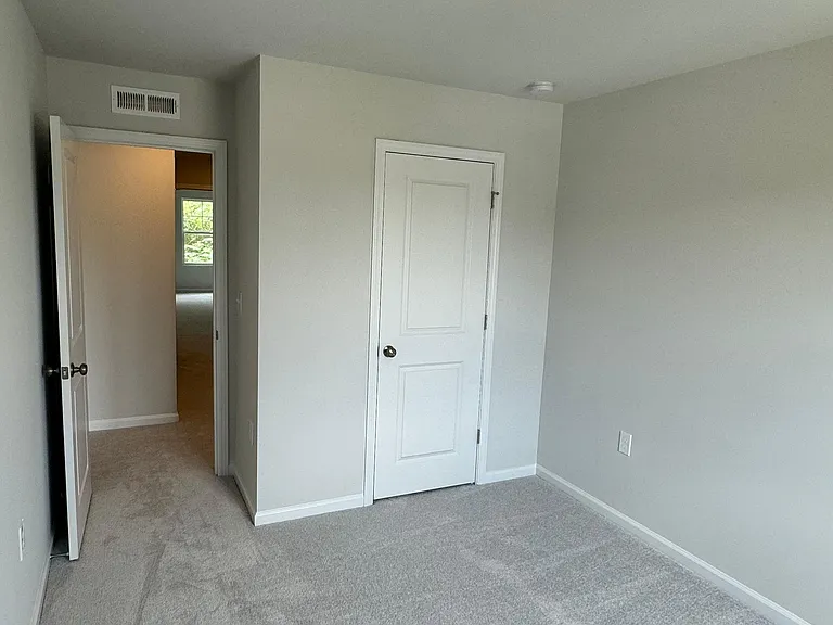187 Peebles Dr — Photo 61