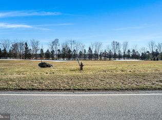 5 Kuhn Dr, Carlisle, PA 17015