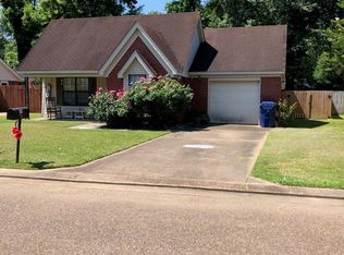 110 Dabney St, Batesville, MS 38606