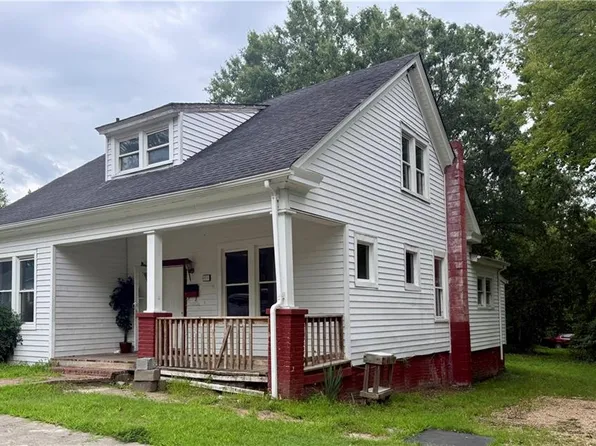 404 Park Ave, Emporia, VA 23847