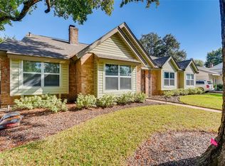 2810 Fontana Dr, Houston, TX 77043