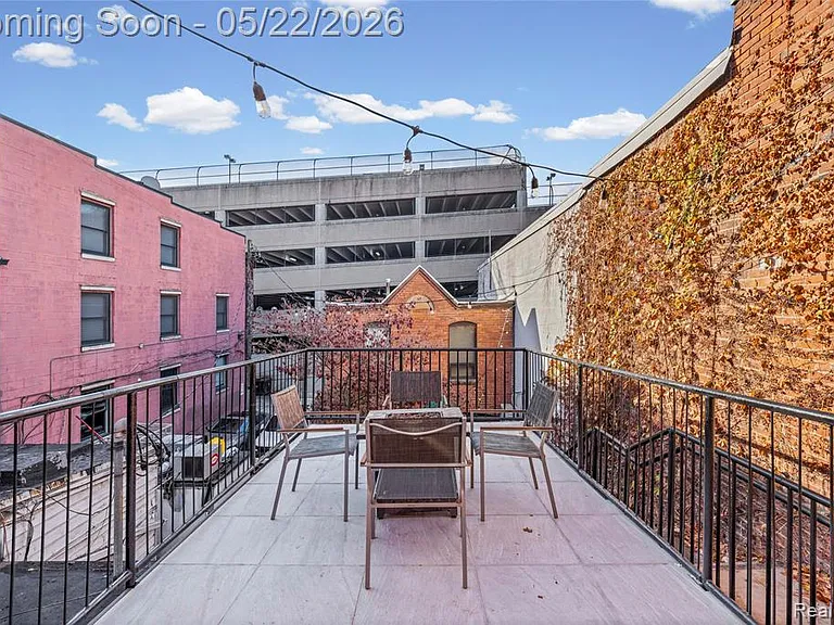211 N Main St #2 — Photo 29