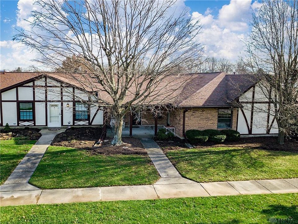 1st image of 953 Pine Needles Dr