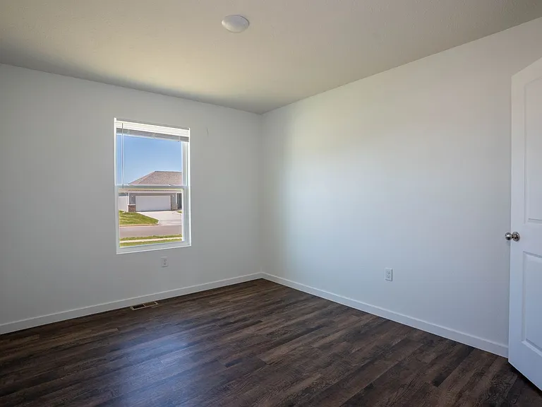 1380 Kay St — Photo 24