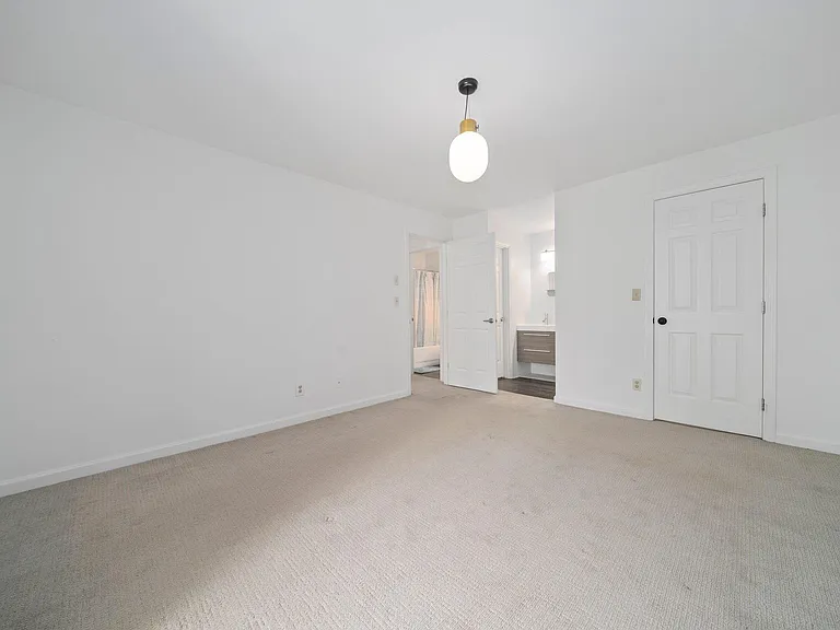 706 Gazebo Cir #706 — Photo 13