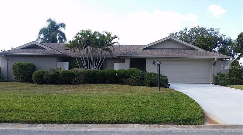 1st image of 5689 Country Lakes Dr