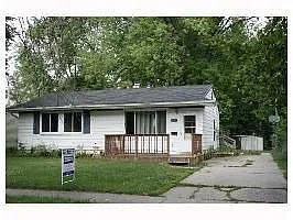 3906 Stillwell Ave photo 1