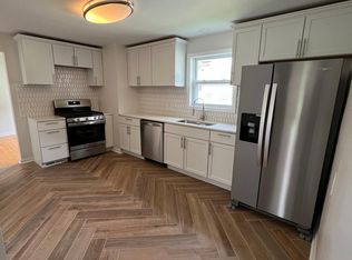 4900 Belleview Ave, Cincinnati, OH 45242