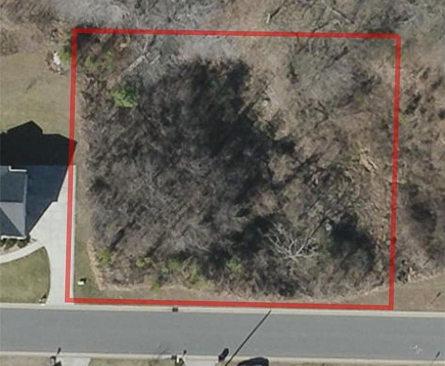 1st image of 843 Trillium Ln