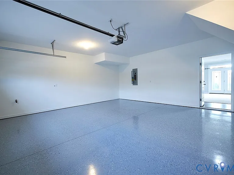11458 Hayloft Ln — Photo 21