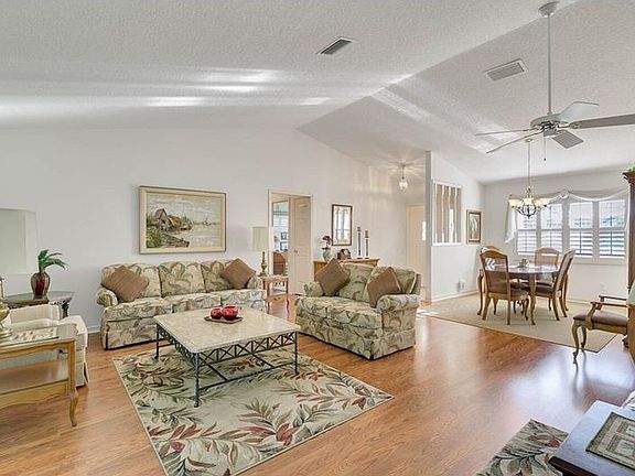 3rd image of 5416 Essex Ct