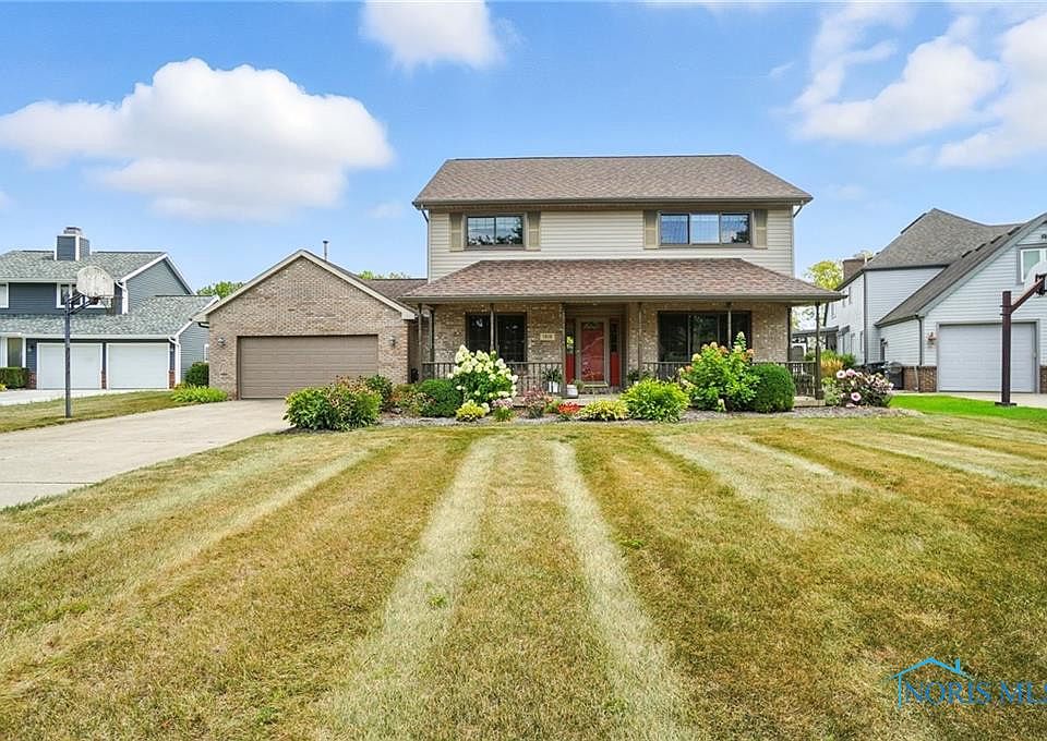 1st image of 1616 Oakwood Ct