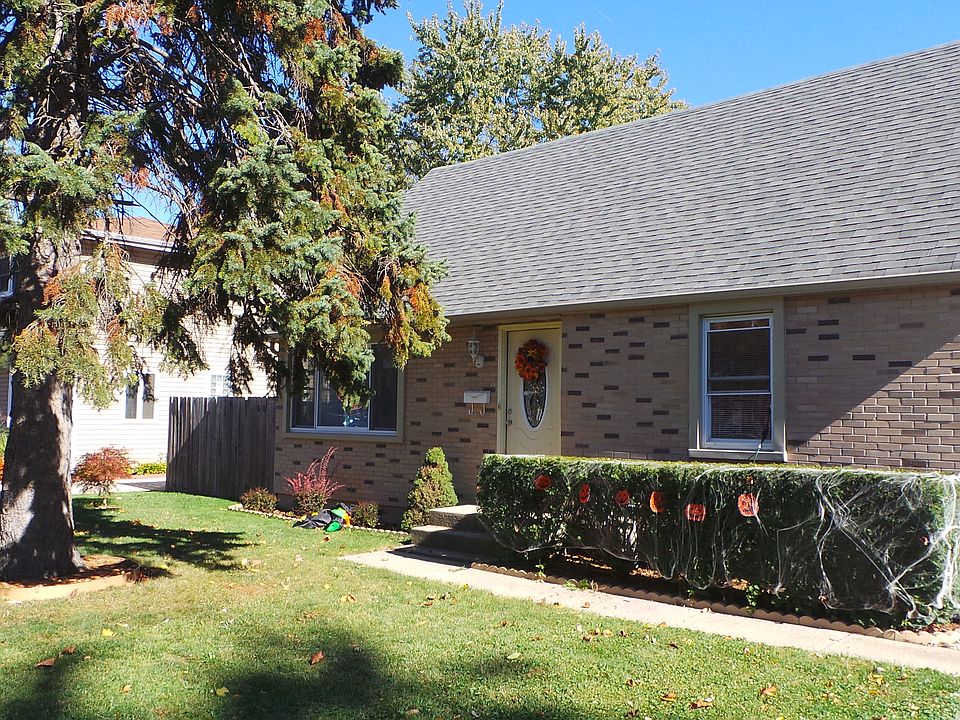 1st image of 2251 Emerson