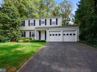 11003 Howland Dr, Reston, VA 20191