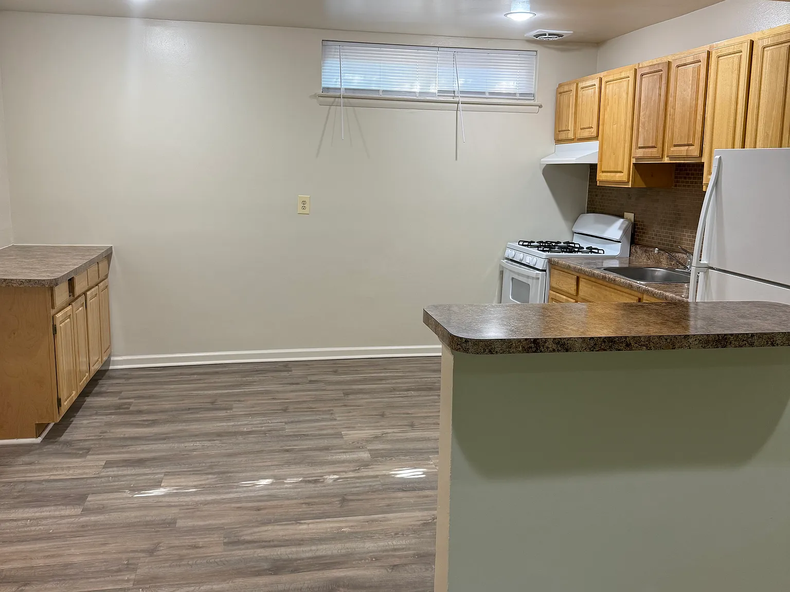 2 bed, 720 sqft, $1,209 — Photo 2