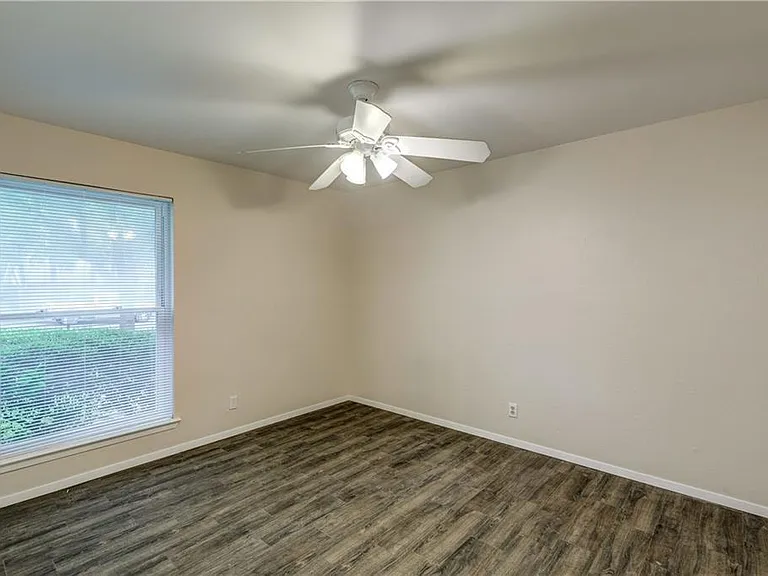 12118 Black Angus Dr — Photo 7